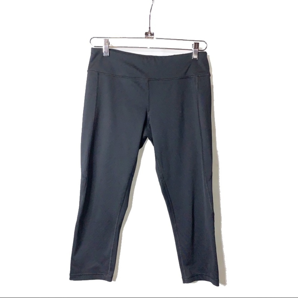 EXPRESS Black Core Performance Capri Leggings M